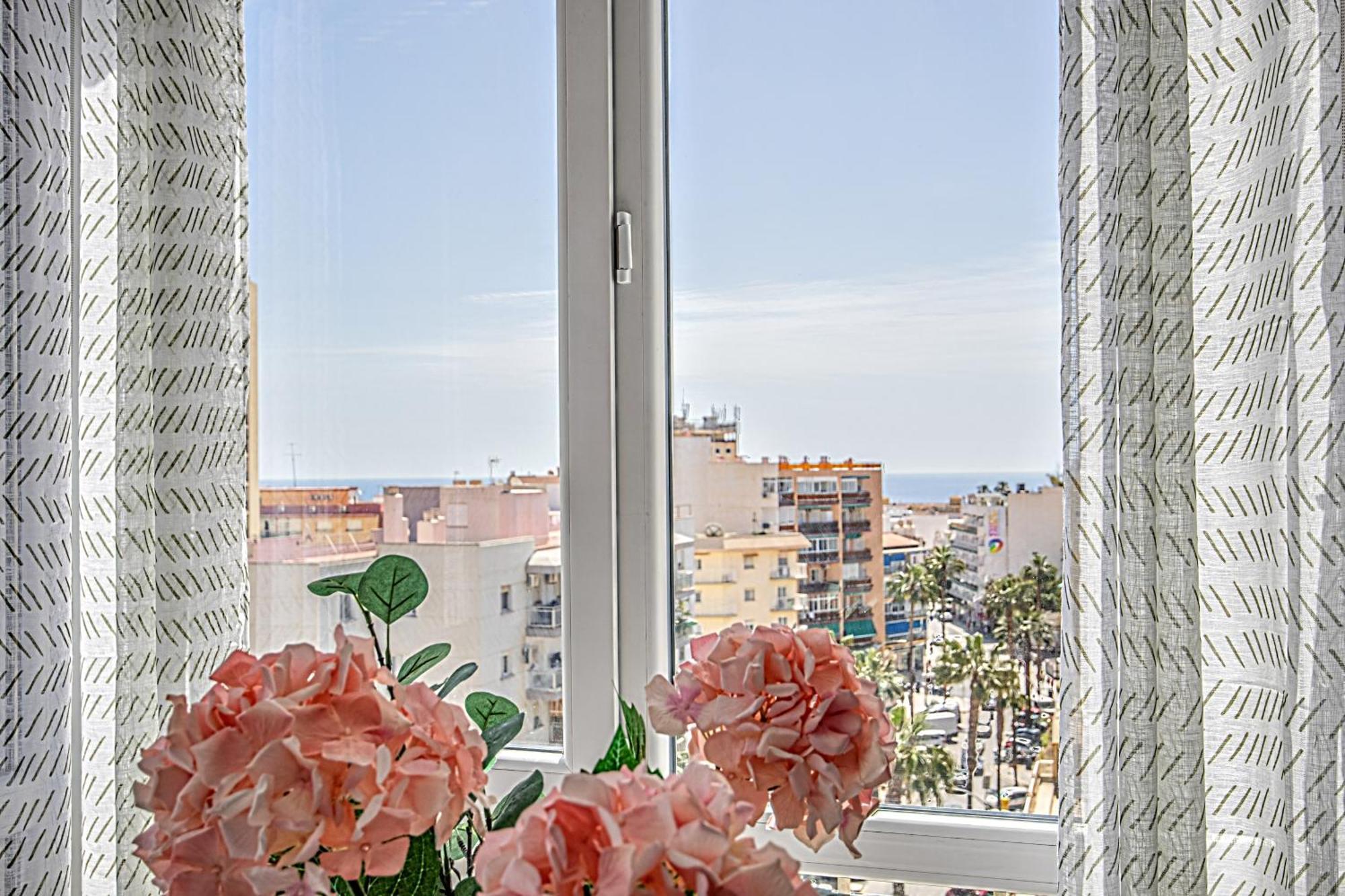 Elegant Studio With Pool And Seaview Торремолінос Екстер'єр фото